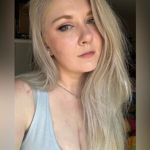 Meet your Posher, Cynara